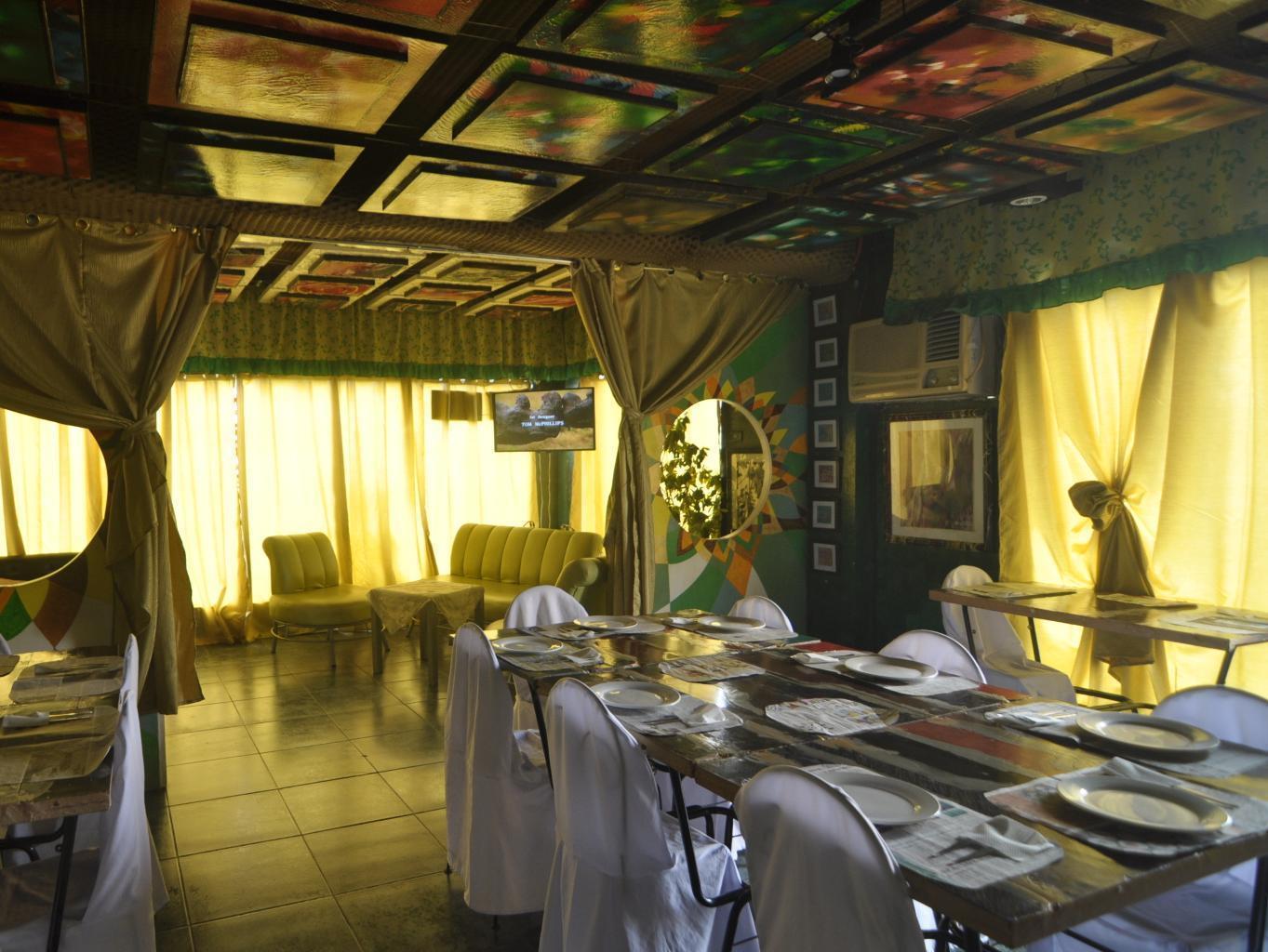 Oyo 200 Ponce Suites Art Hotel Davao City Exteriér fotografie