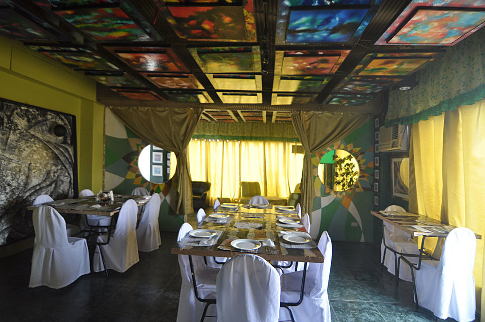 Oyo 200 Ponce Suites Art Hotel Davao City Exteriér fotografie