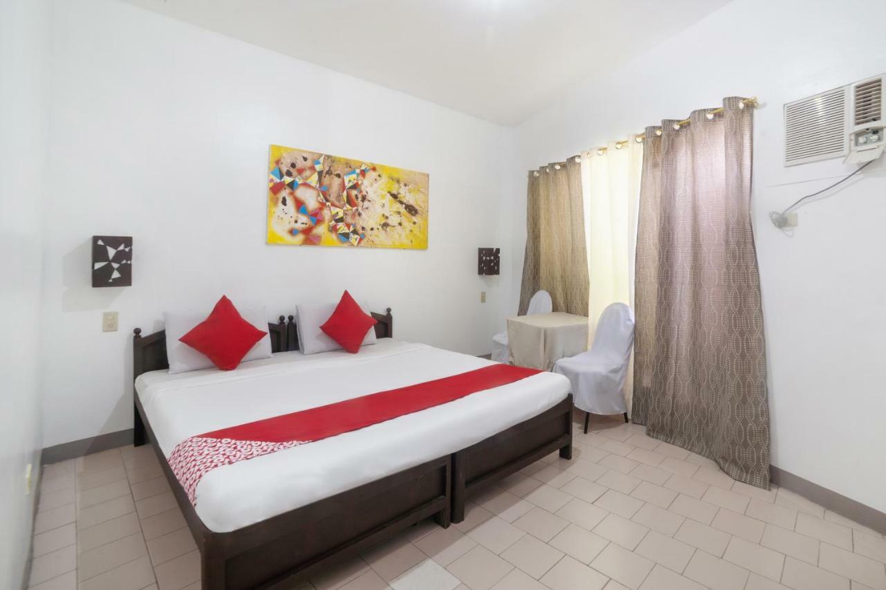 Oyo 200 Ponce Suites Art Hotel Davao City Exteriér fotografie