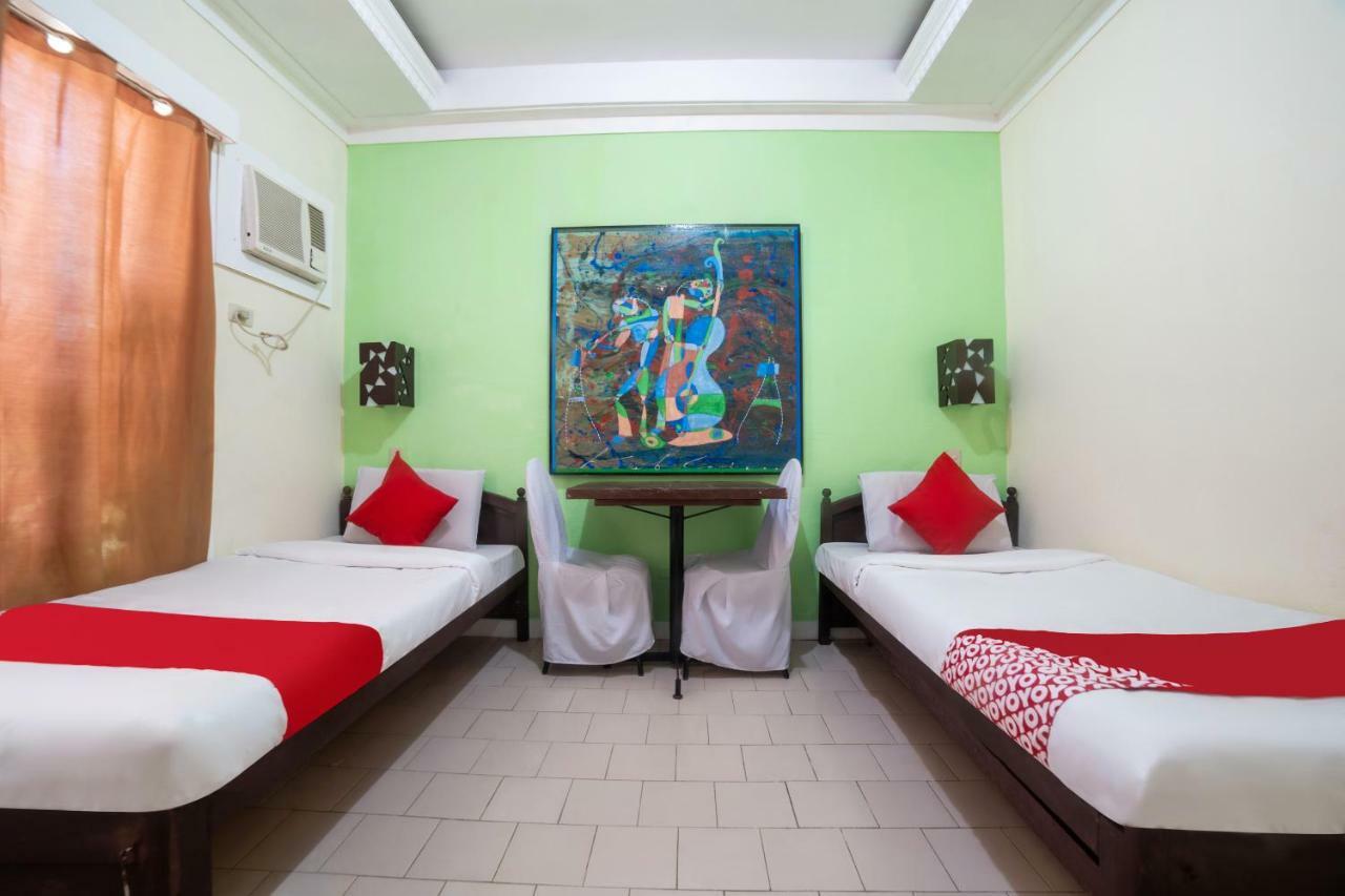 Oyo 200 Ponce Suites Art Hotel Davao City Exteriér fotografie